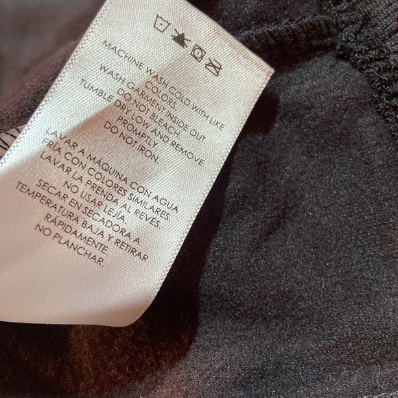 Spyder Women’s Black Pullover Zip Mock Neck Running Activewear Top. - Picture 7 of 8